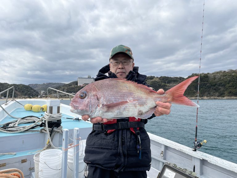 釣果情報 根付きのイサギ釣りなら嘉福丸 Part 2